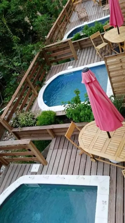 Maison Confortable Le Moule Jacuzzi